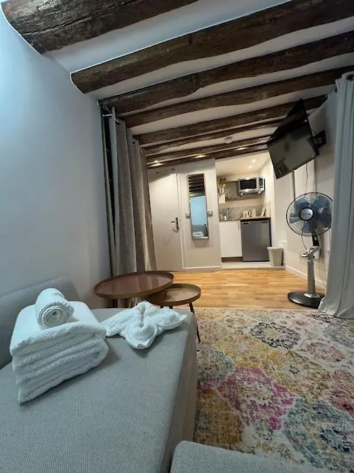 Studio Neuf Et Equipe - Coeur De Paris- Bourse * Parigi